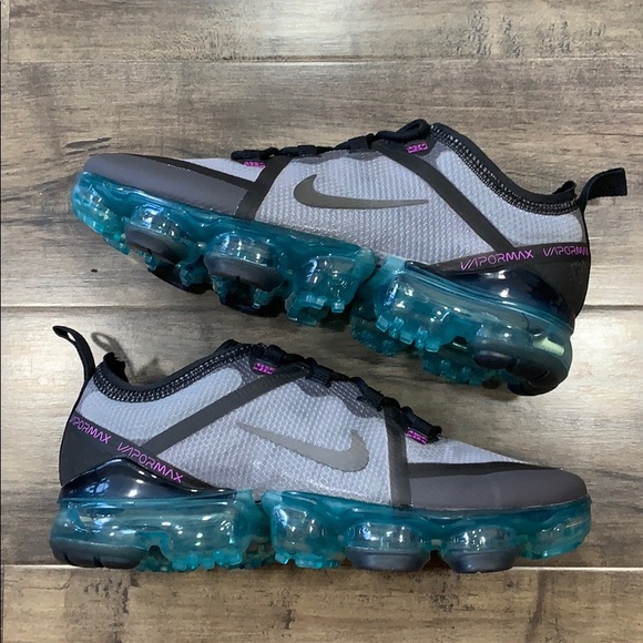 NIKE AIR VAPORMAX 2019 (GS) - Picture 3 of 16